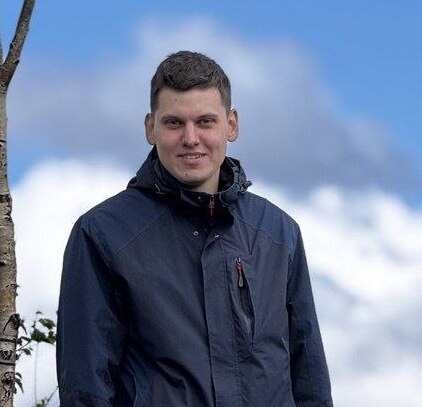 Илья - личный проводник по местам силы в деревне Окунево, Омская область