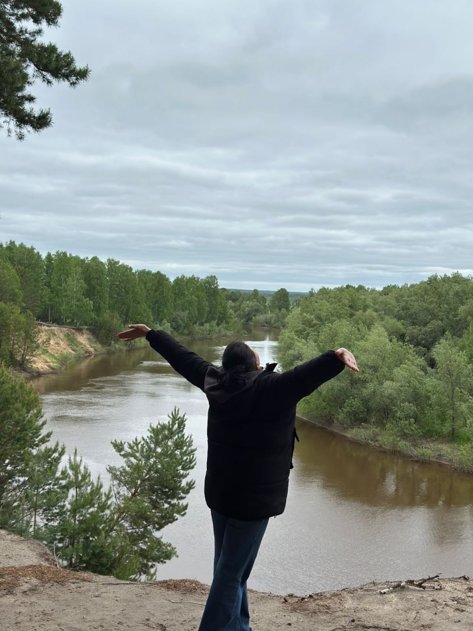 Авторский индивидуальный маршрут по Окунево - путешественник на берегу реки Тара